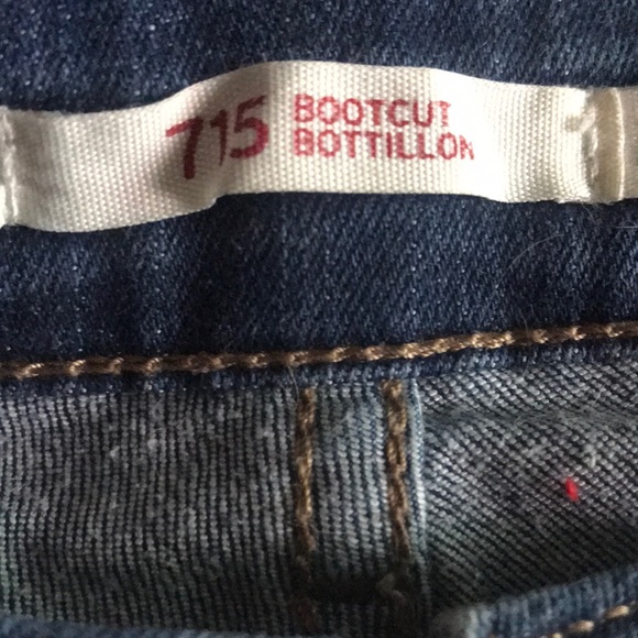 Levi’s, size 28, perfect condition! You don’t want to miss out!!! - Picture 1 of 5